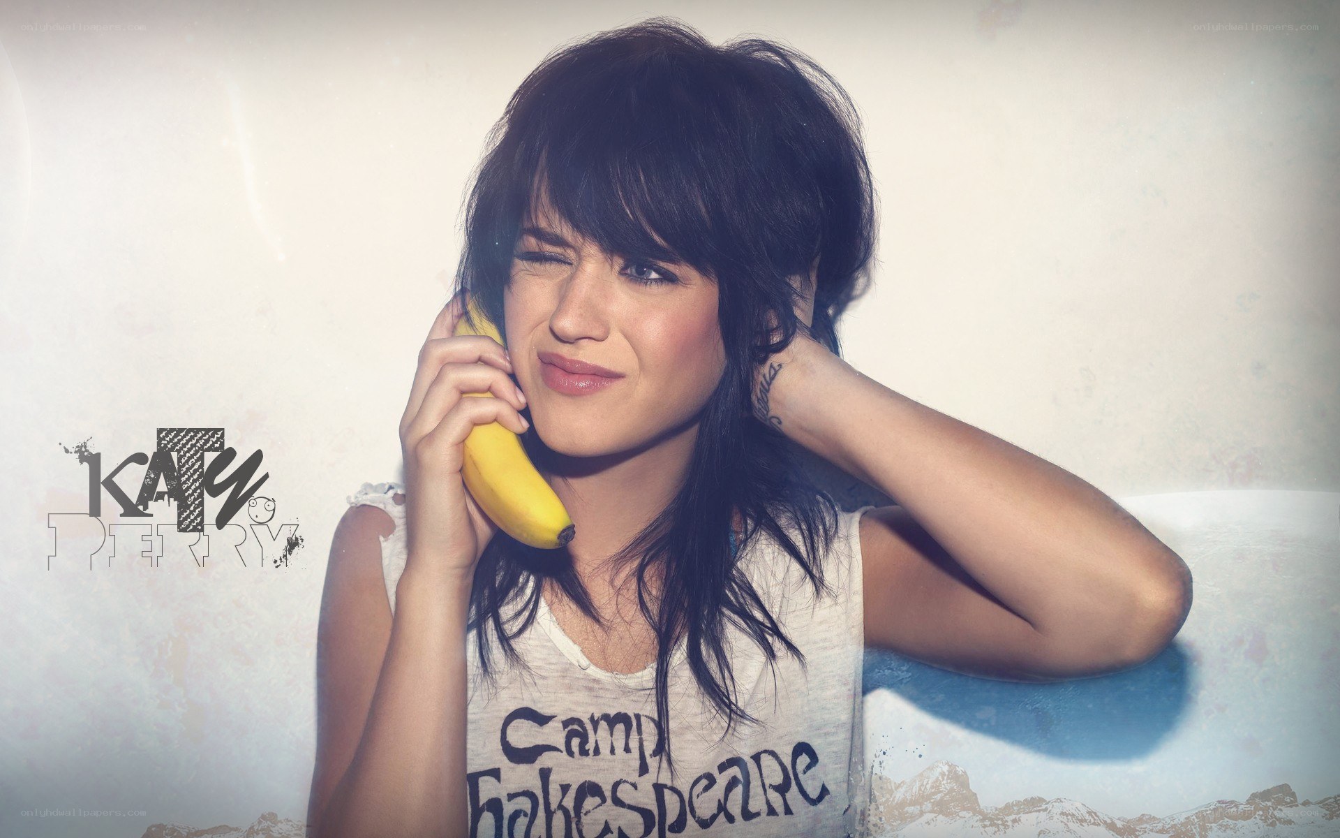 Katy Perry with banana