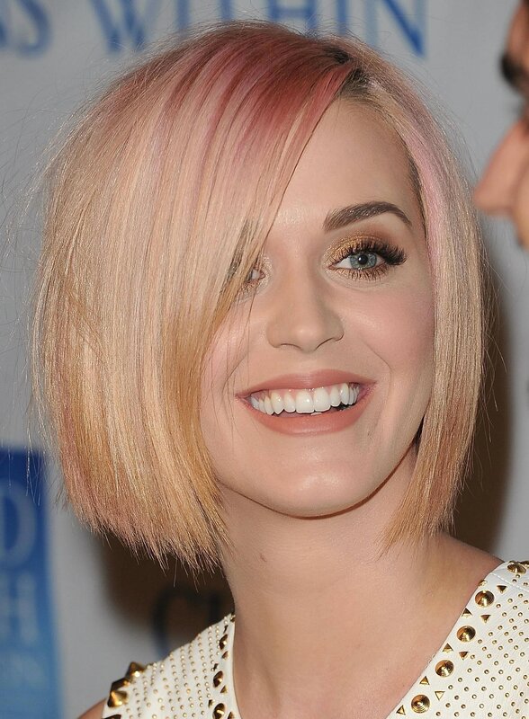 Katy Perry with pink hair