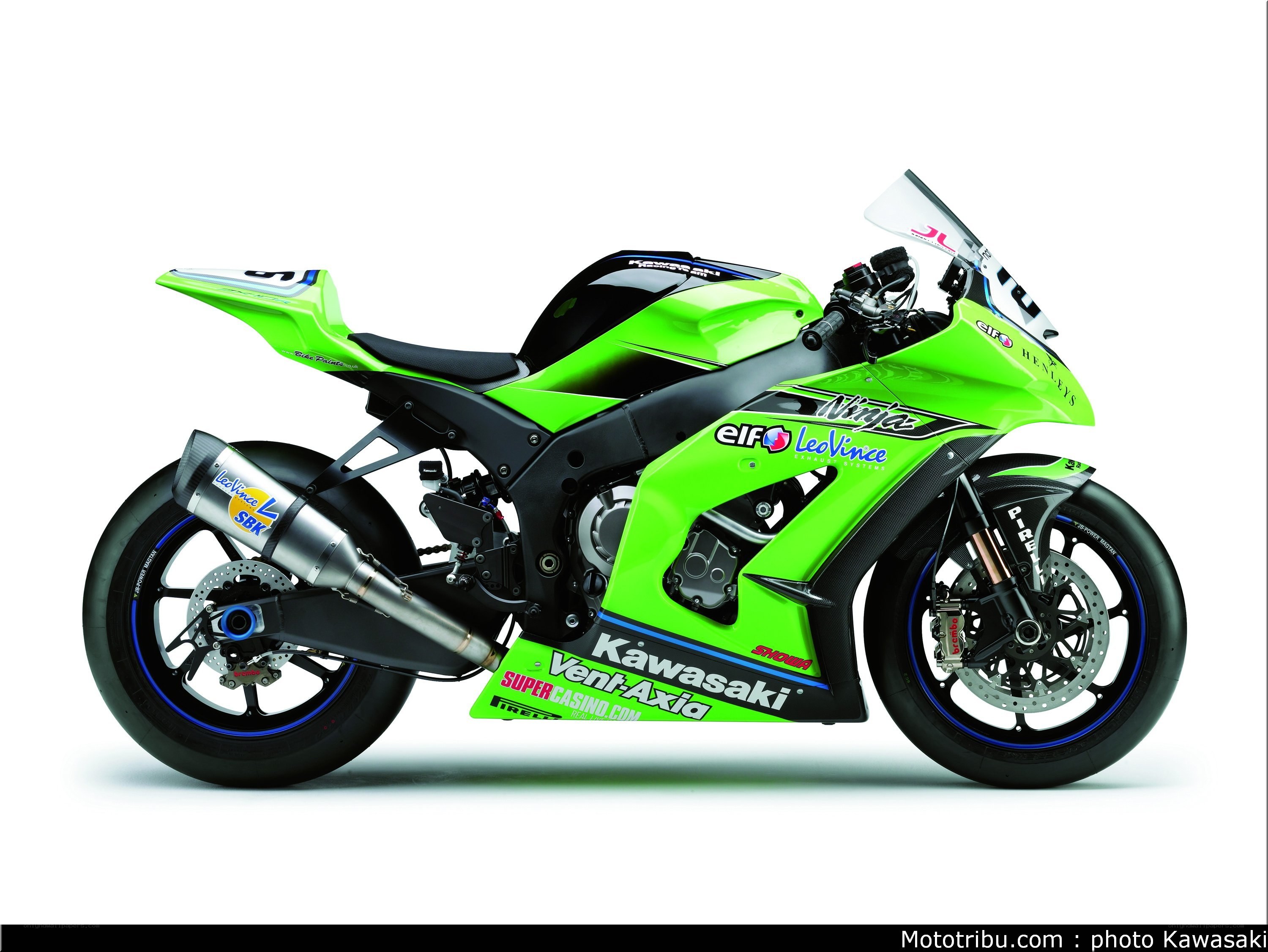 Kawasaki Ninja race bike