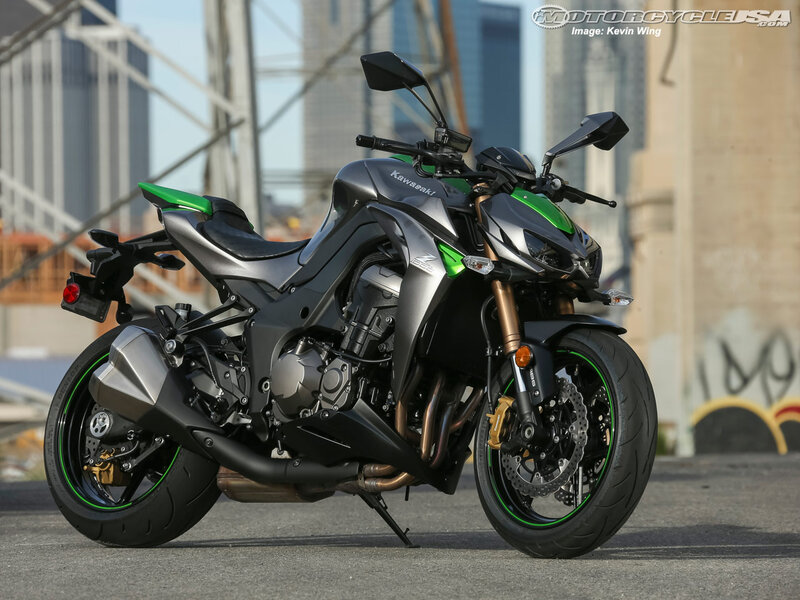 Kawasaki Z800 Motorcycle — Black