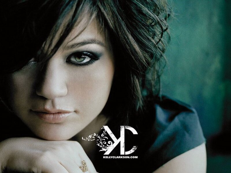 Kelly Clarkson portrait
