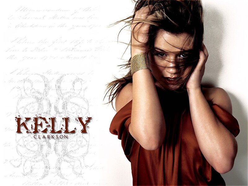 Kelly Clarkson promotional image