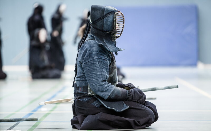 Kendo practitioner in seiza