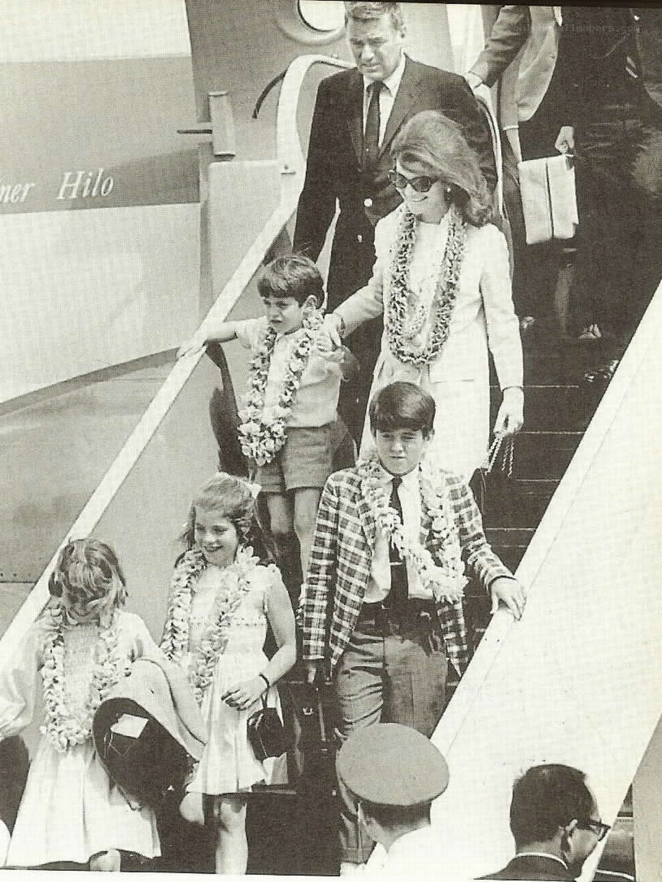 Kennedy family disembarking