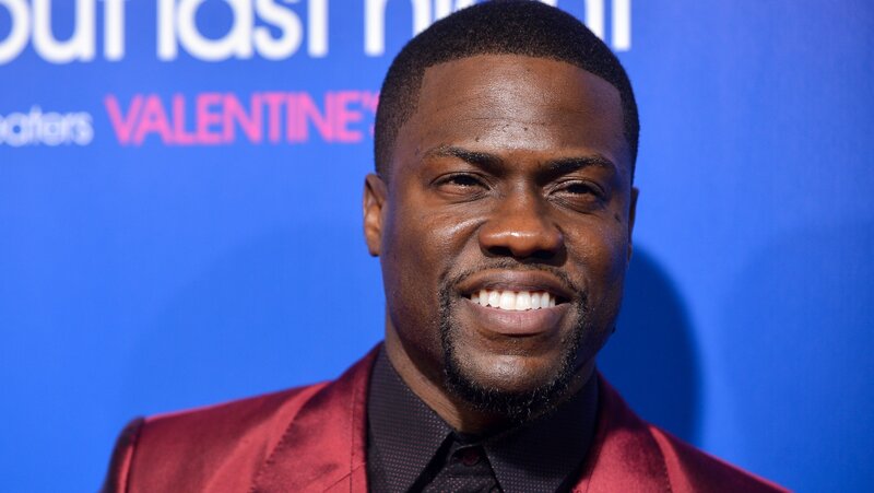 Kevin Hart at event