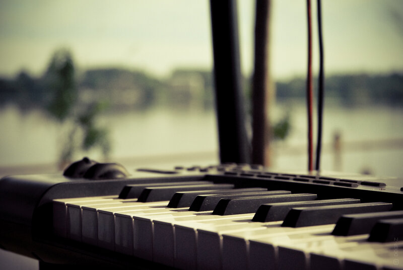 Keyboard by the window