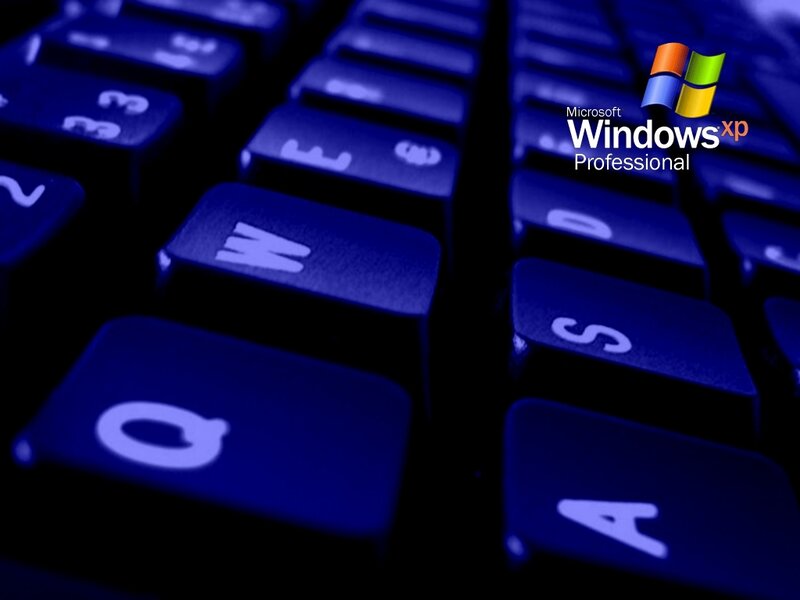 Keyboard with Windows XP Logo