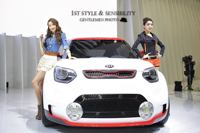 Kia concept car display
