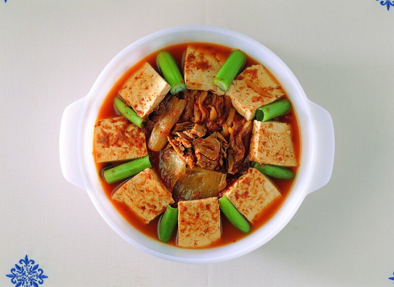 kimchi stew with tofu