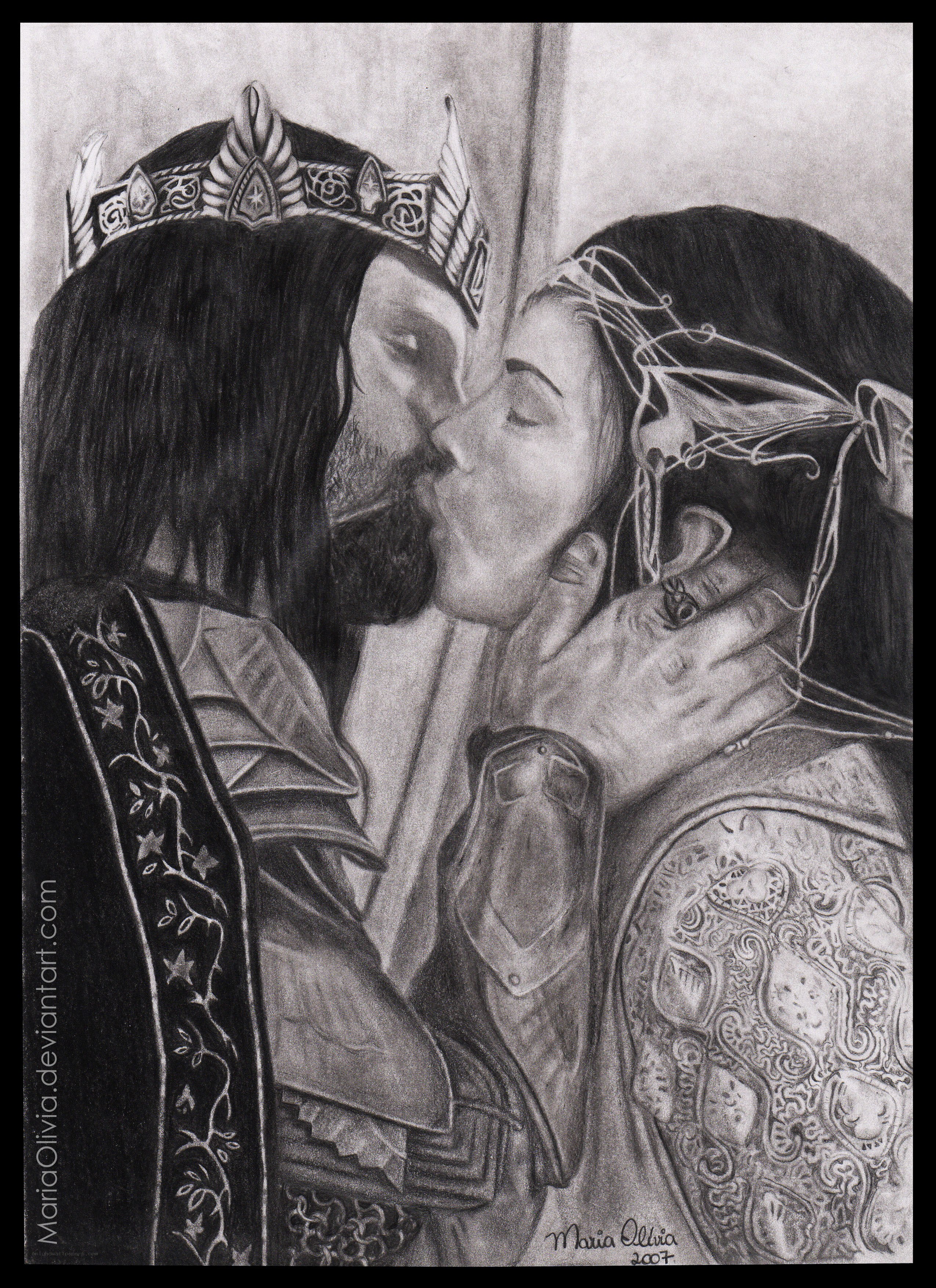 king and queen kiss