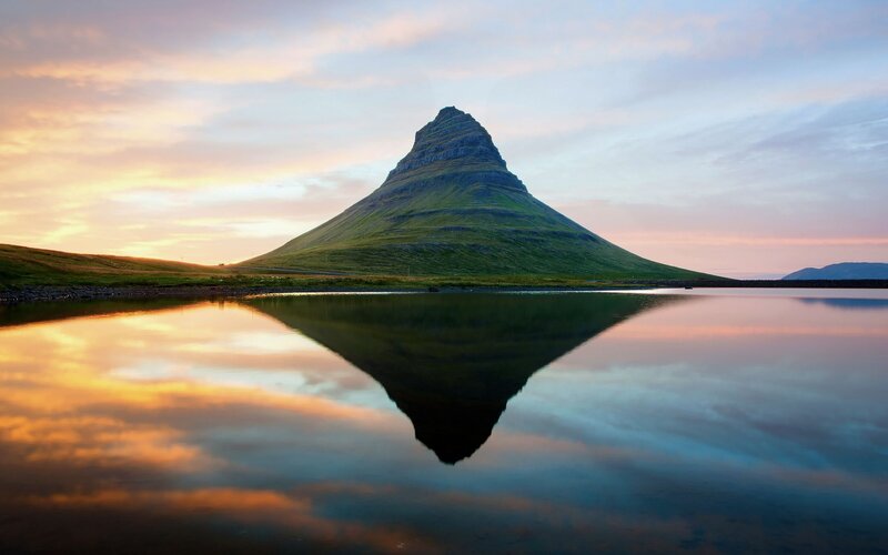 Kirkjufell mountain at sunset