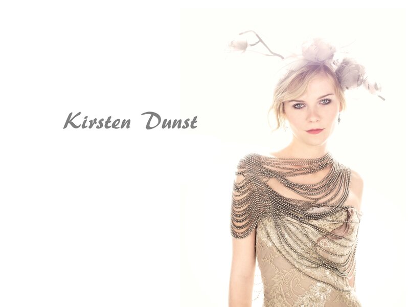 Kirsten Dunst in elegant attire