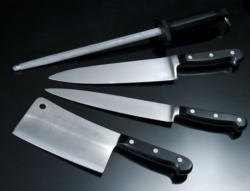 kitchen knives and honing rod