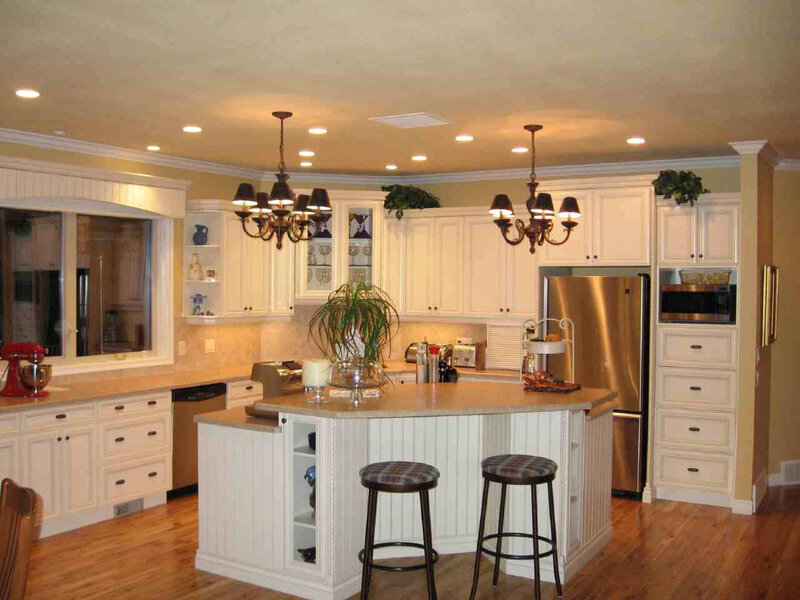 Kitchen with Island — White, Calm
