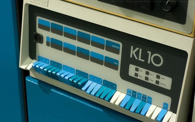 KL10 Computer Console — Blue