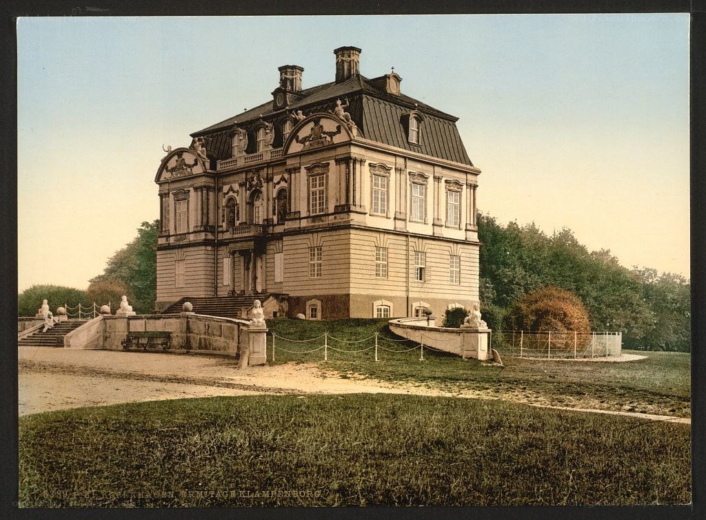 Klampenborg Mansion in Copenhagen