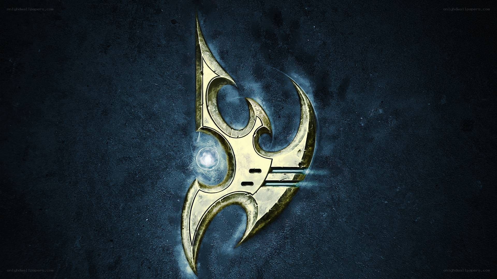 Klingon emblem with energy core