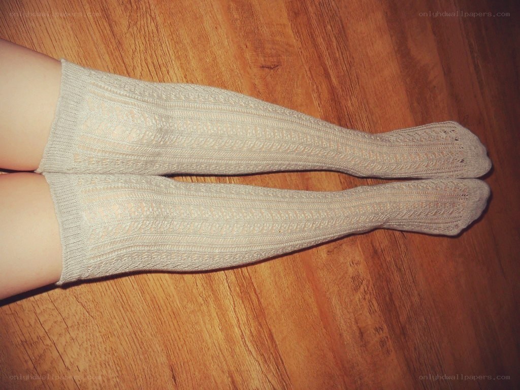 knit knee-high socks