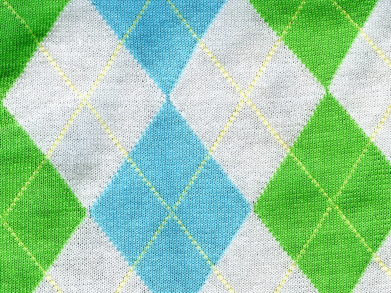 knitted argyle pattern