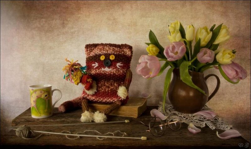 Knitted Cat Figure