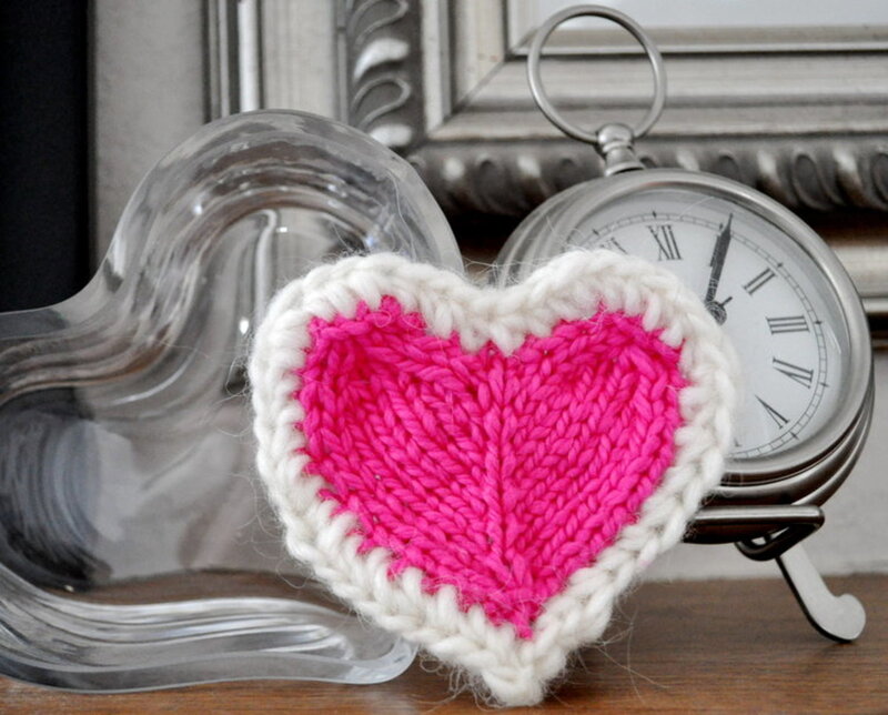 Knitted Heart Ornament — Pink