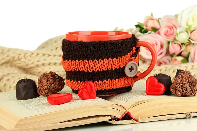 Knitted Mug Cozy — Brown