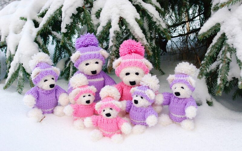 Knitted Polar Bears