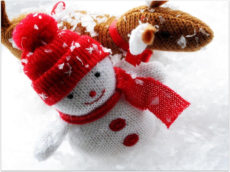 Knitted Snowman and Reindeer