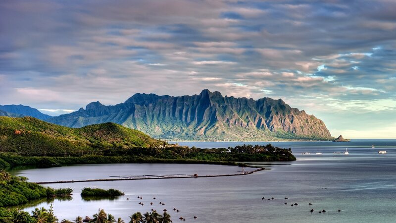Koʻolau Mountain Range