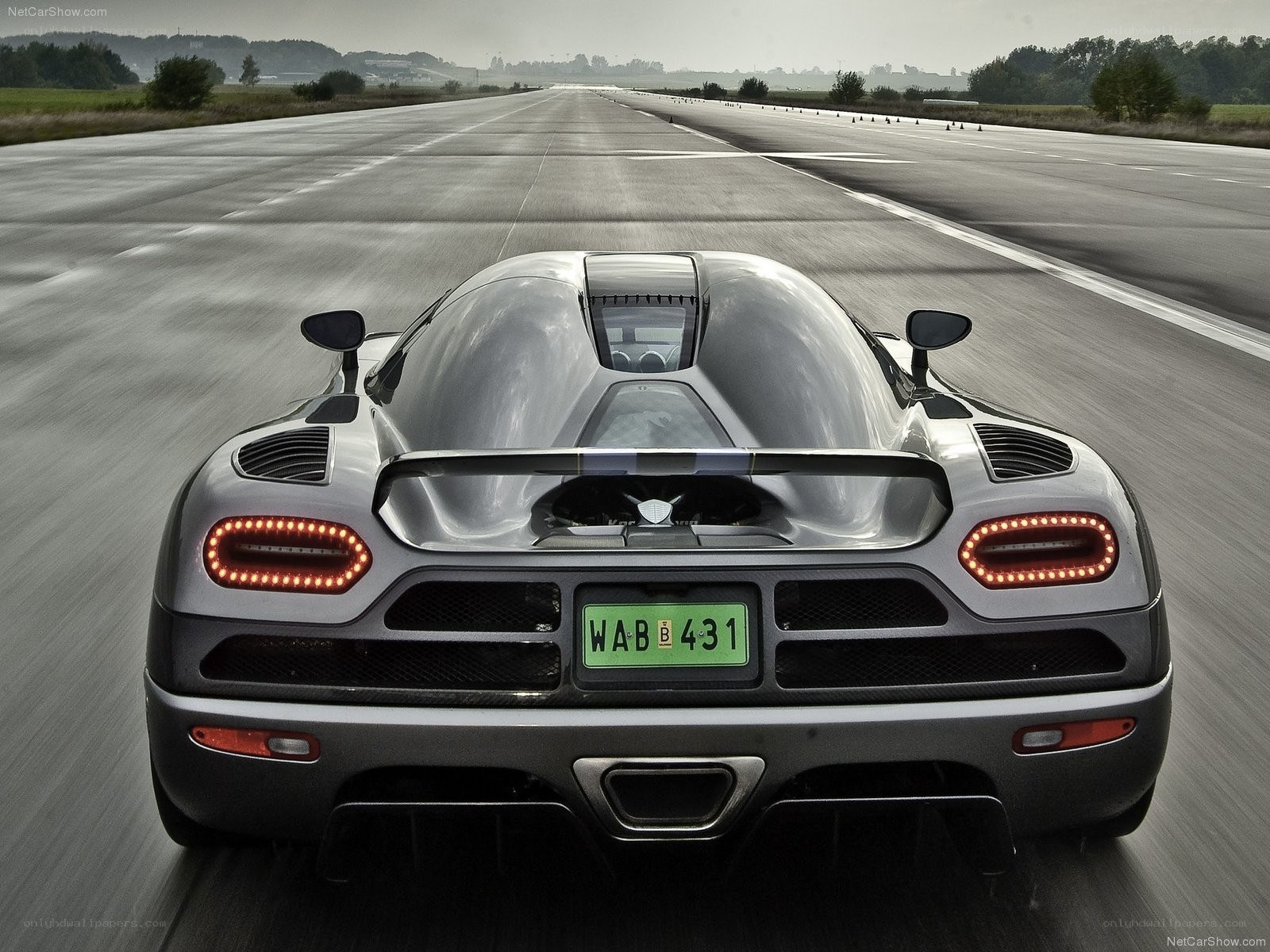 Koenigsegg Agera on a racetrack