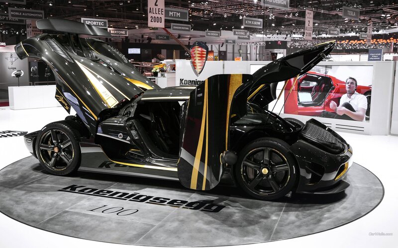 Koenigsegg Agera on display