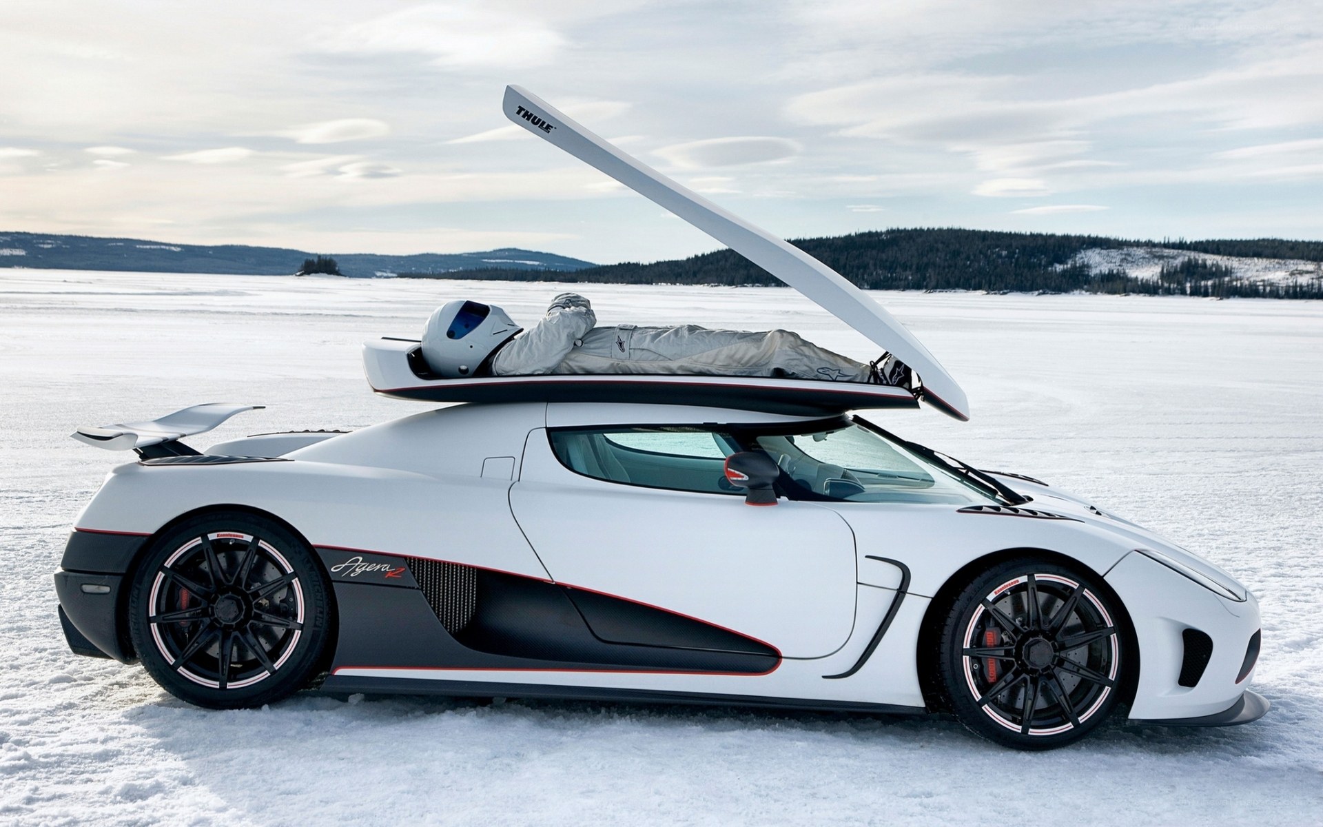 Koenigsegg Agera R on ice