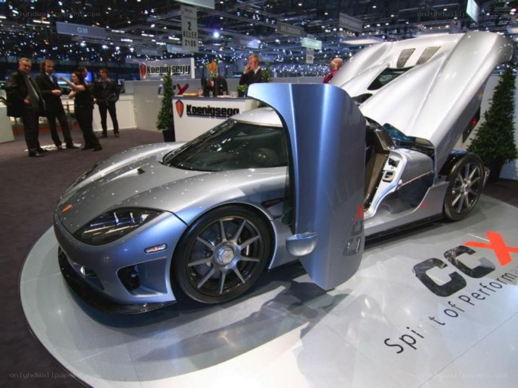 Koenigsegg CCX at auto show