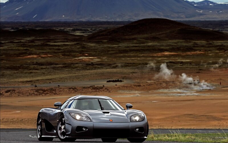 Koenigsegg CCX on a scenic road