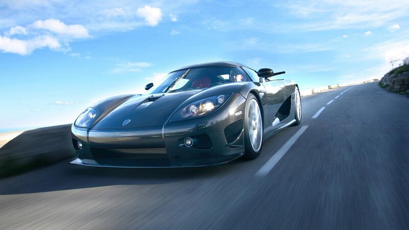 Koenigsegg CCX on coastal road