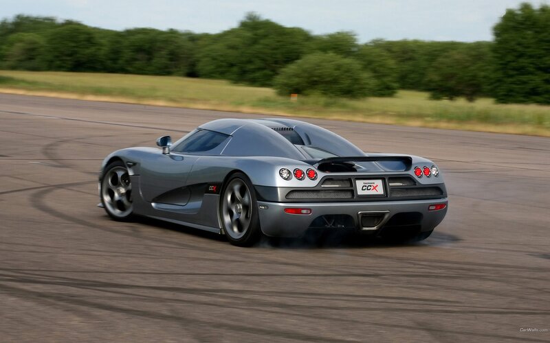 Koenigsegg CCX on track