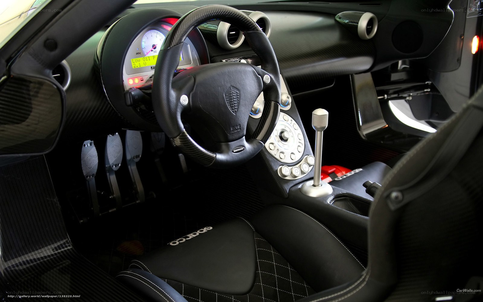 Koenigsegg interior cockpit