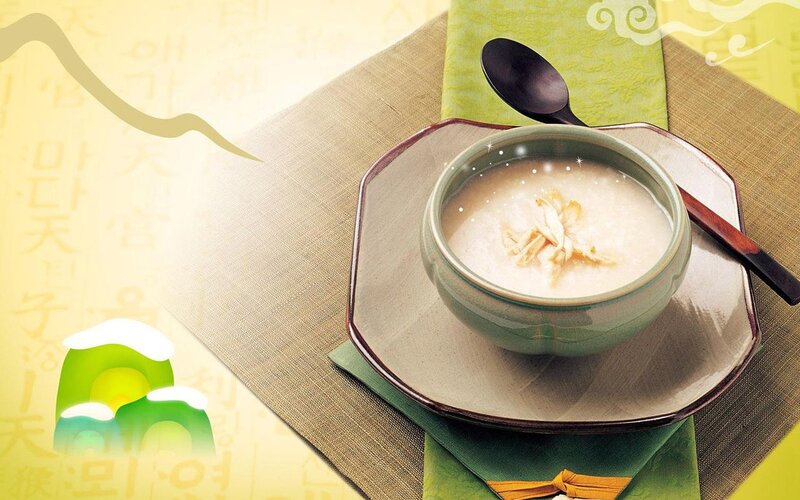 Korean rice porridge with ginseng
