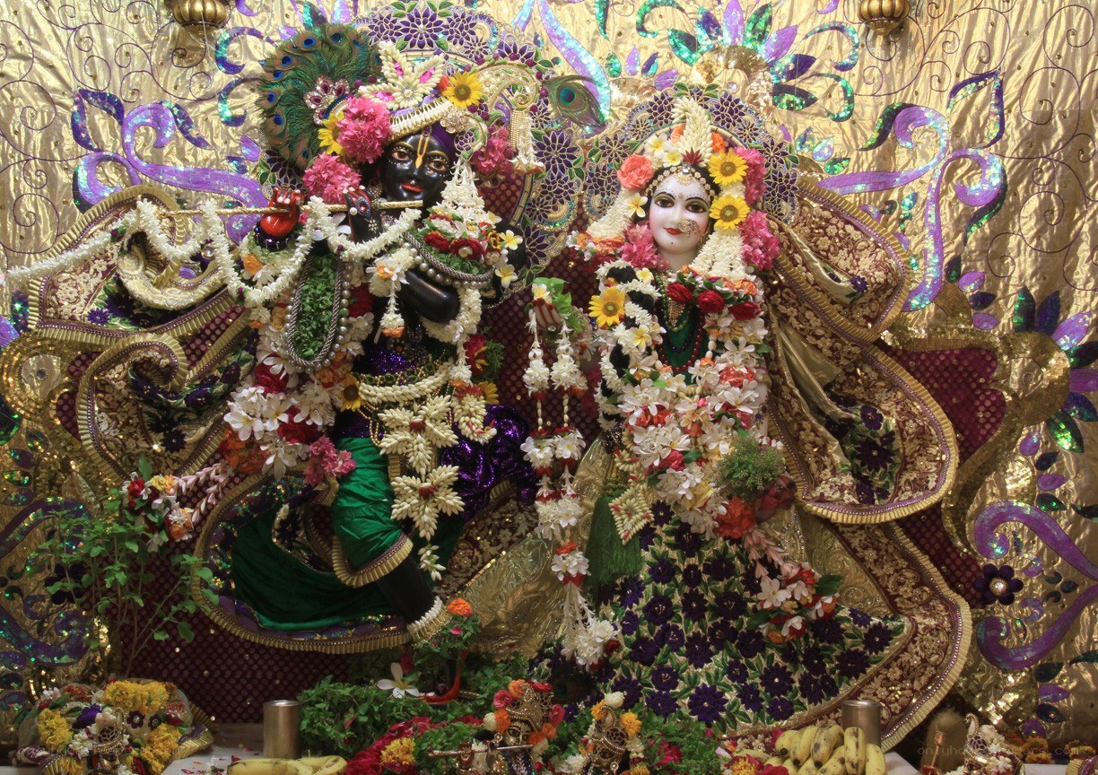 Krishna and Radha idol display