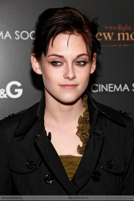Kristen Stewart at event