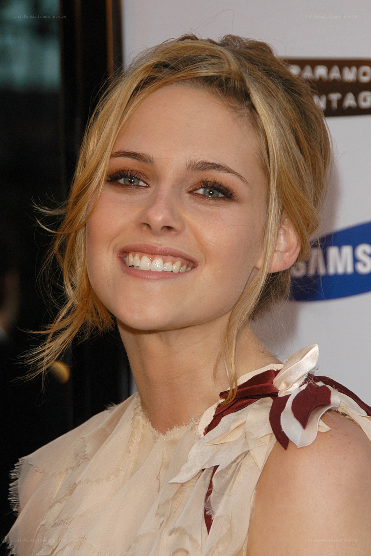 Kristen Stewart at event