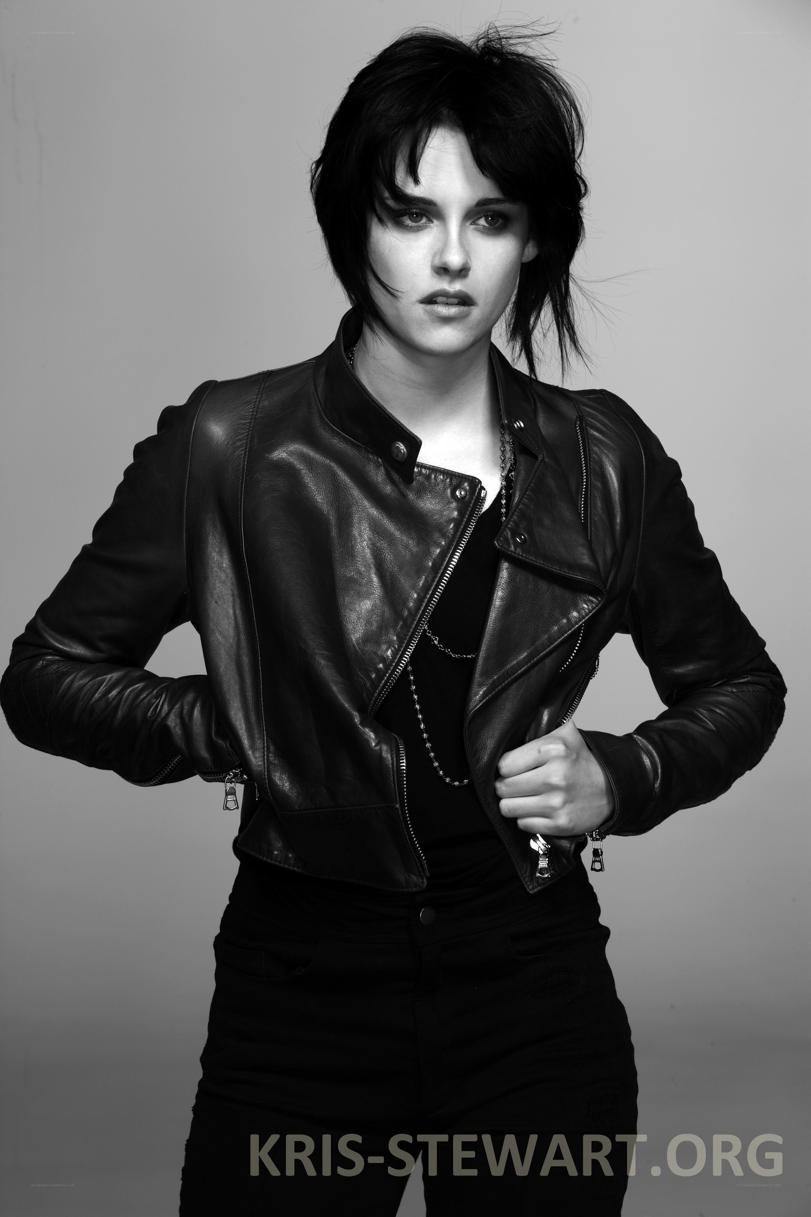 Kristen Stewart in leather jacket