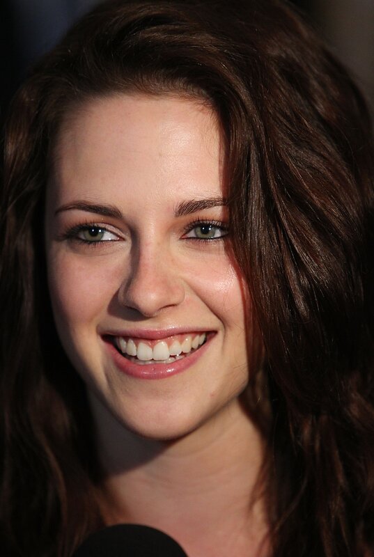 Kristen Stewart smiling at event