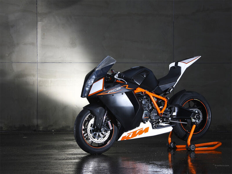 KTM RC8R sport motorcycle