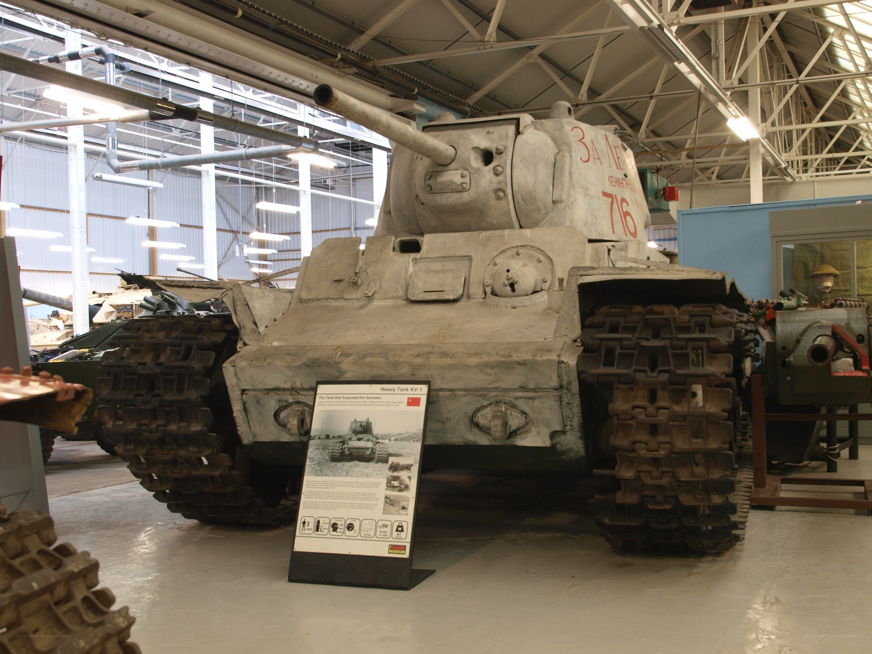 KV-1 Heavy Tank Display