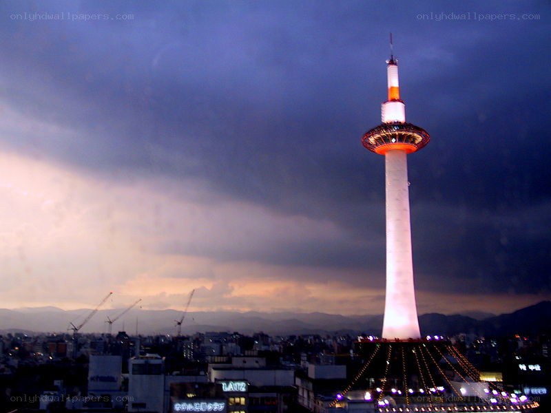 Kyoto Tower at dusk