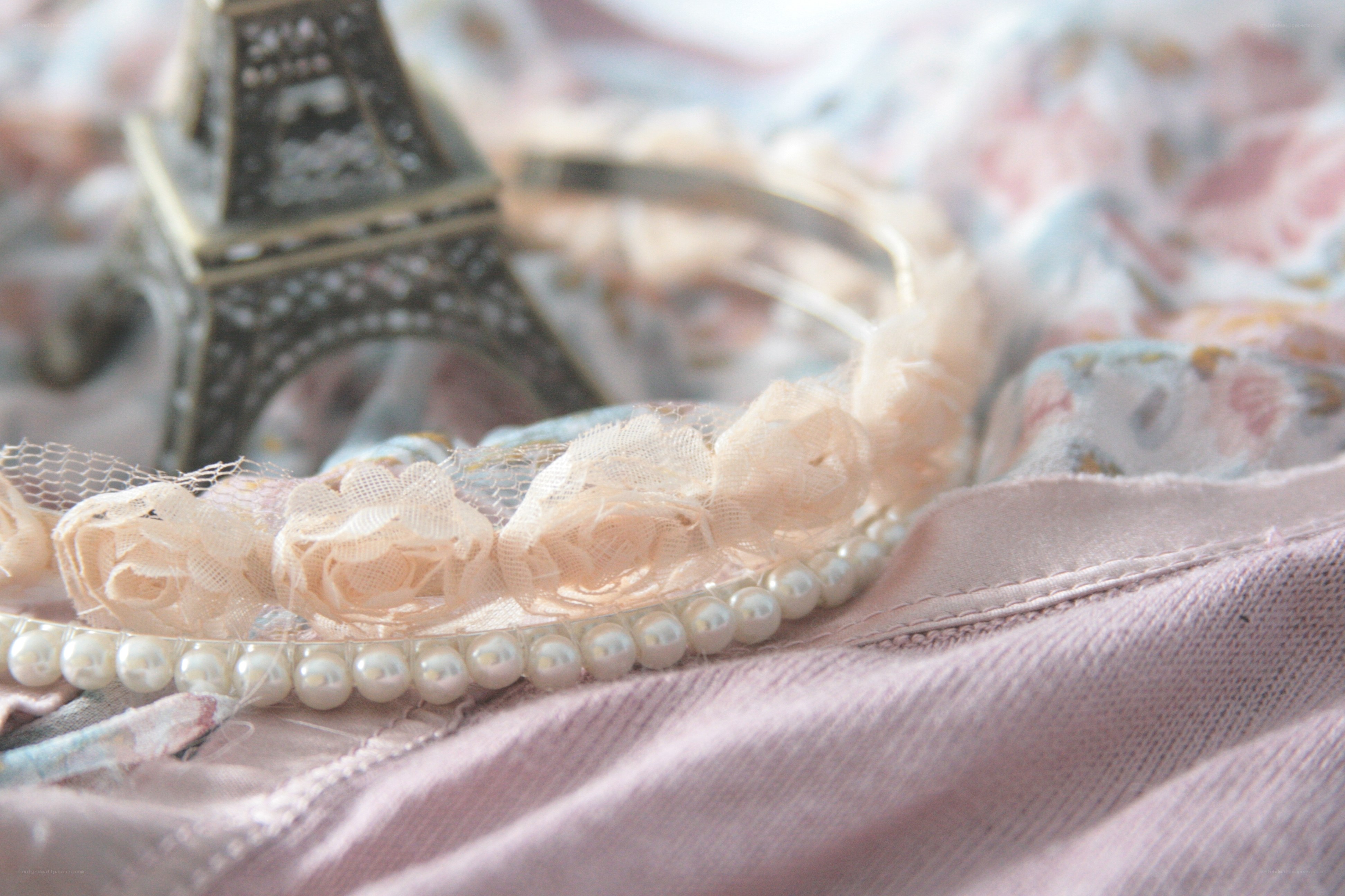 Lace and pearls with Eiffel Tower