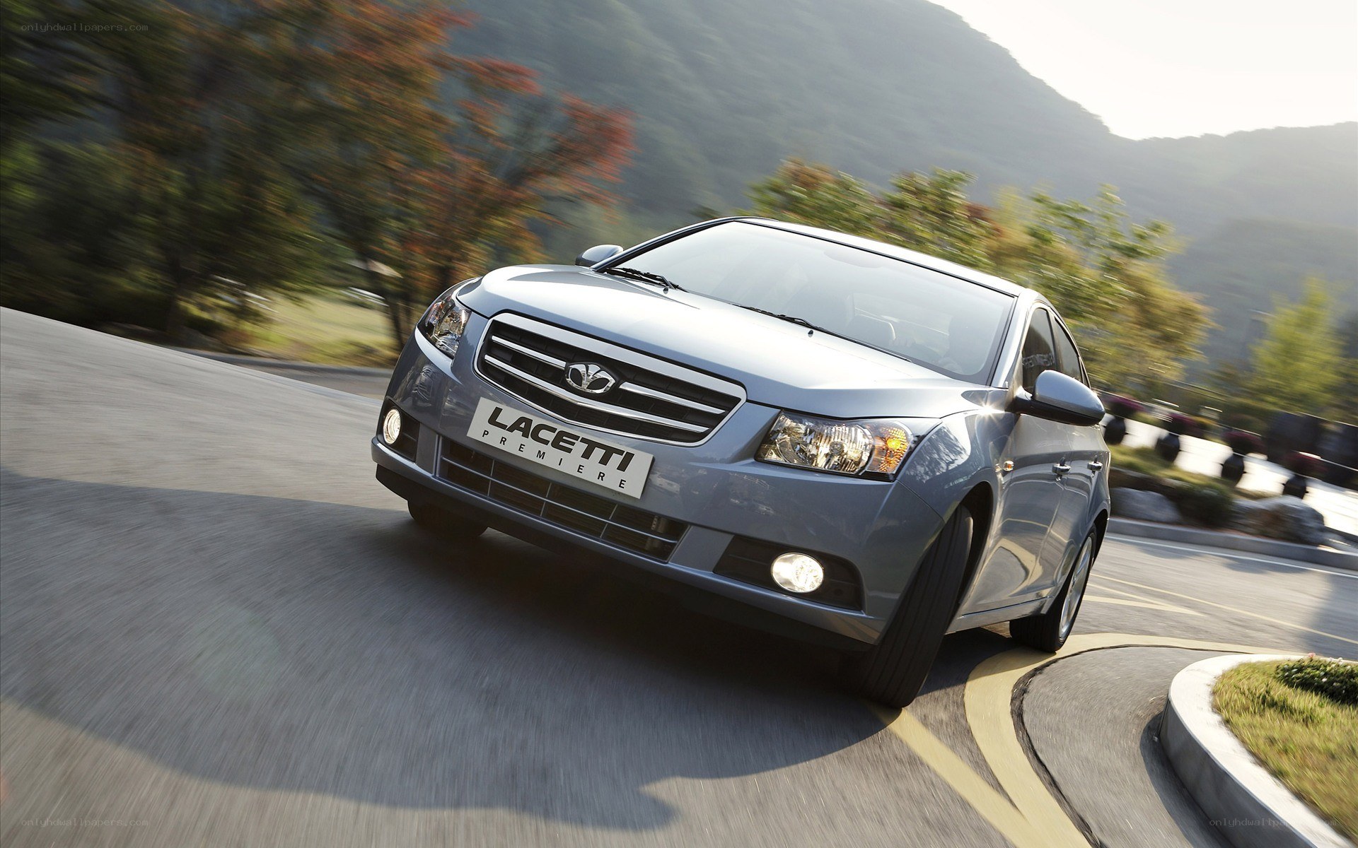 Lacetti Premier driving on a road