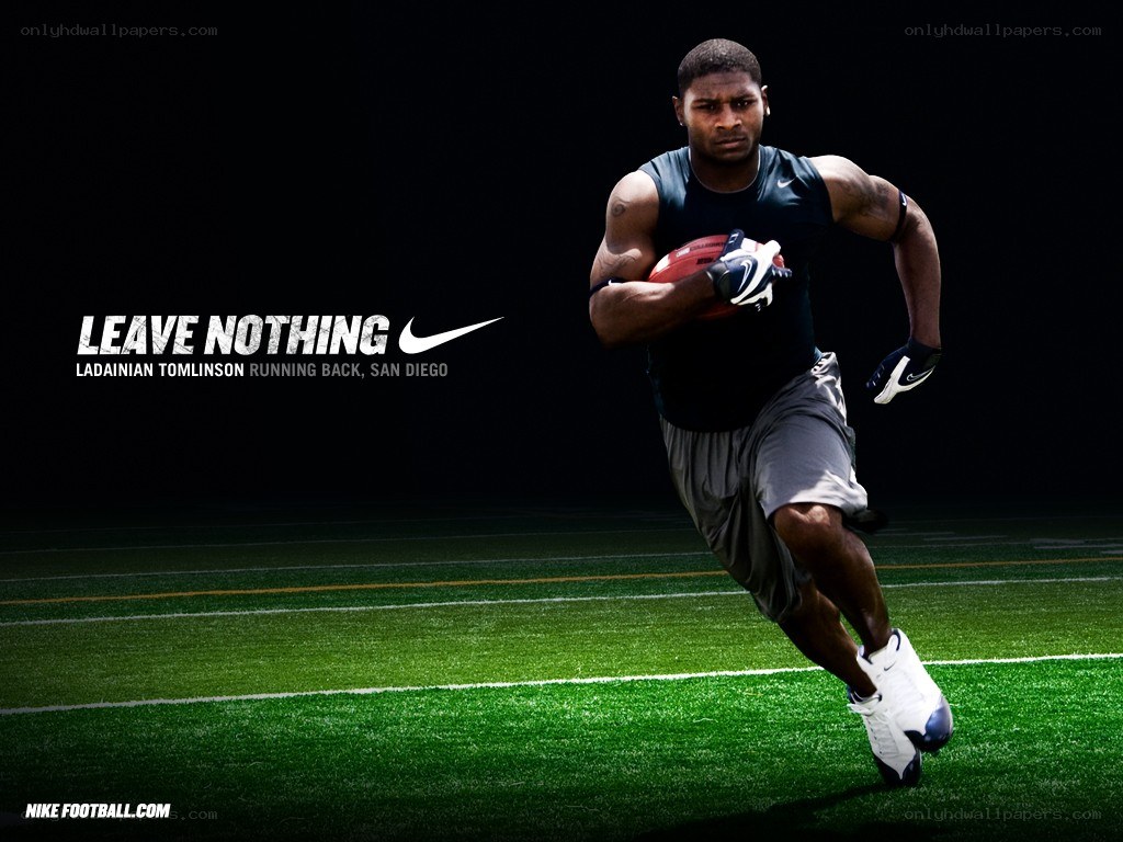 Ladainian Tomlinson running