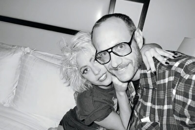 Lady Gaga with a man in bed